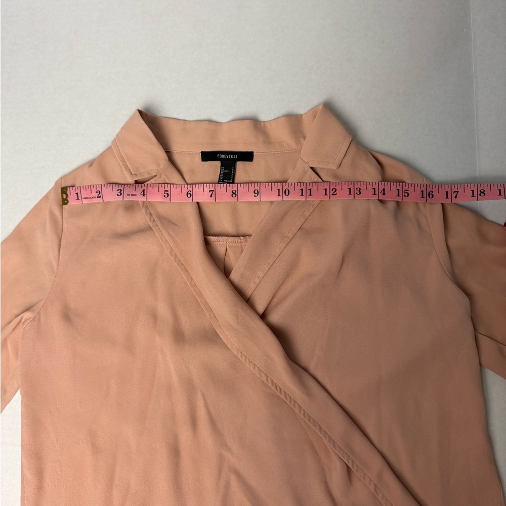 Forever 21 Blush Wrap Blouse‎ | Long Sleeve Drape Front Size Small - Picture 8 of 8